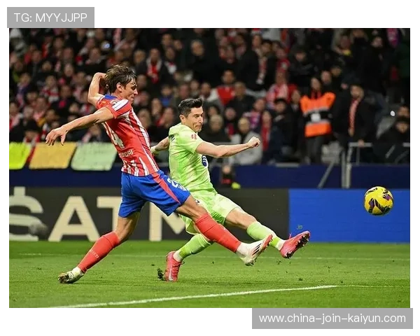 巴萨准备补强左路进攻链，重振豪门雄风！