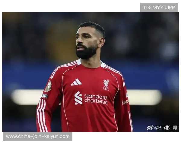 利物浦右路提速,萨拉赫启动瞬间完成 利物浦右路提速,萨拉赫启动瞬间完成