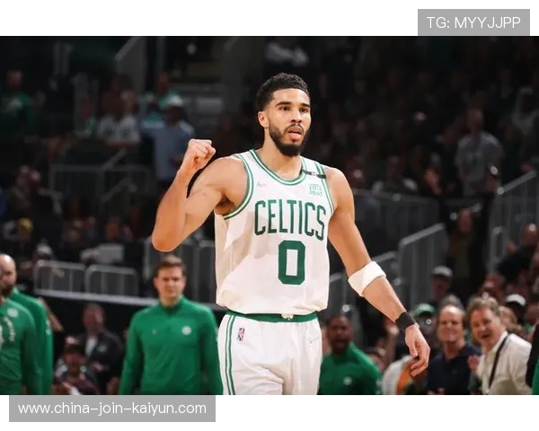 塔图姆弧顶终结对手防守波段得分