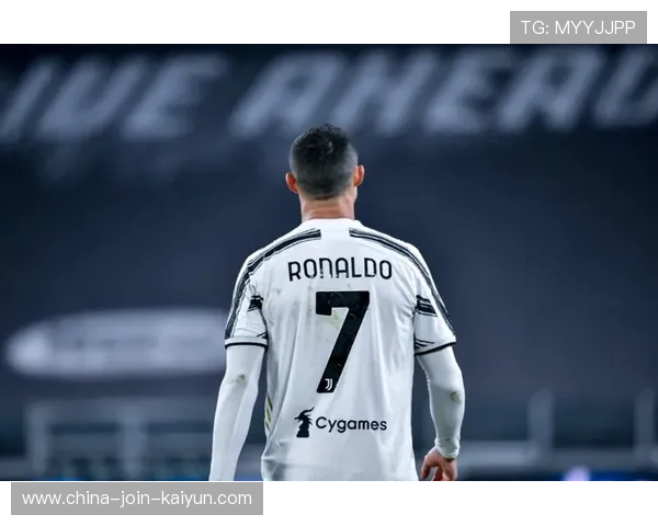 西汉姆联追C罗式九号特质：打造未来的锋线之星